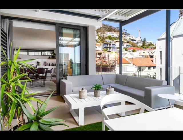 2 BEDROOM APARTMENT FOR SALE IN GREEN POINT